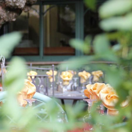 Hotel Le Provencal Aups Exterior foto