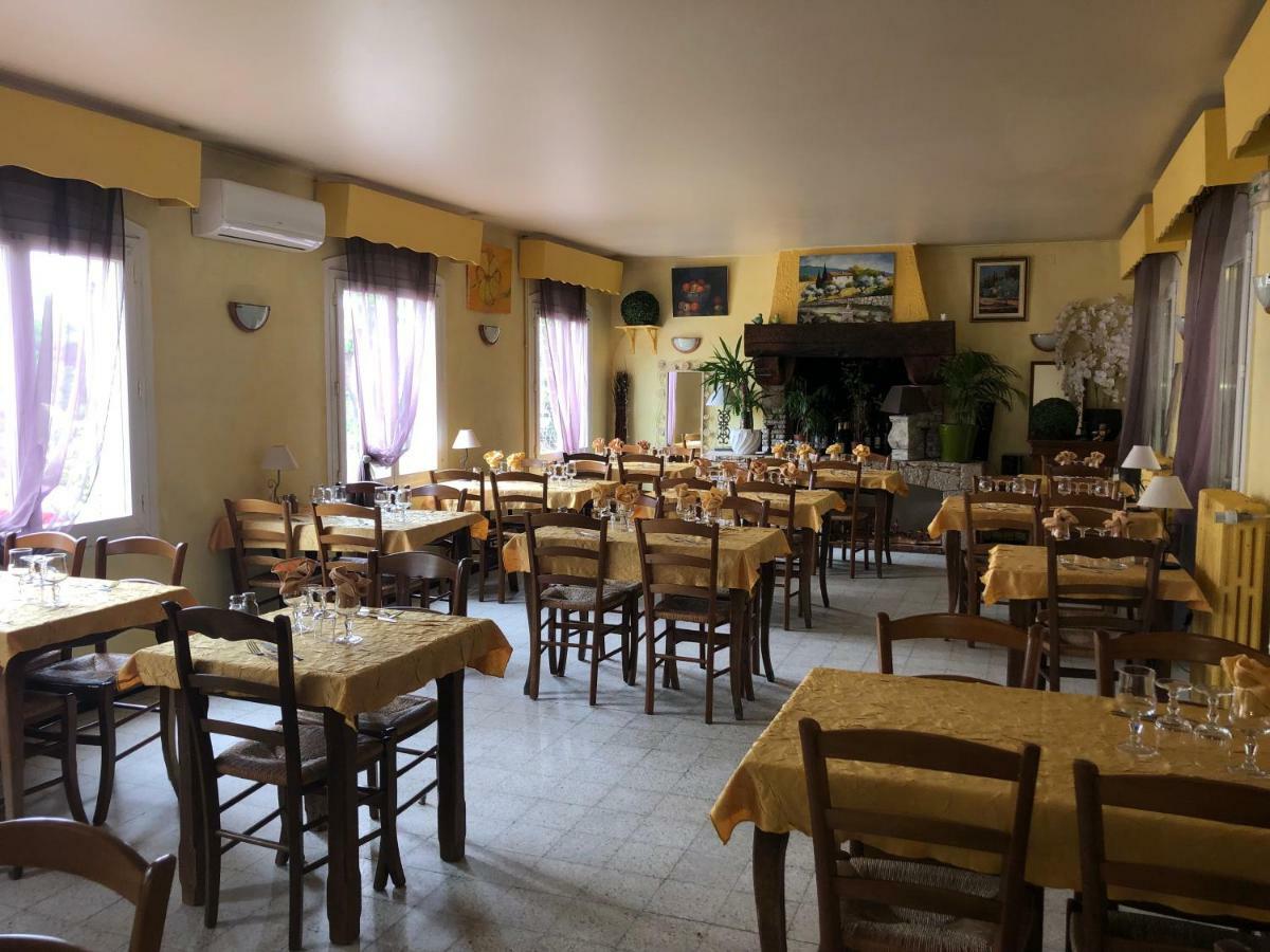 Hotel Le Provencal Aups Exterior foto