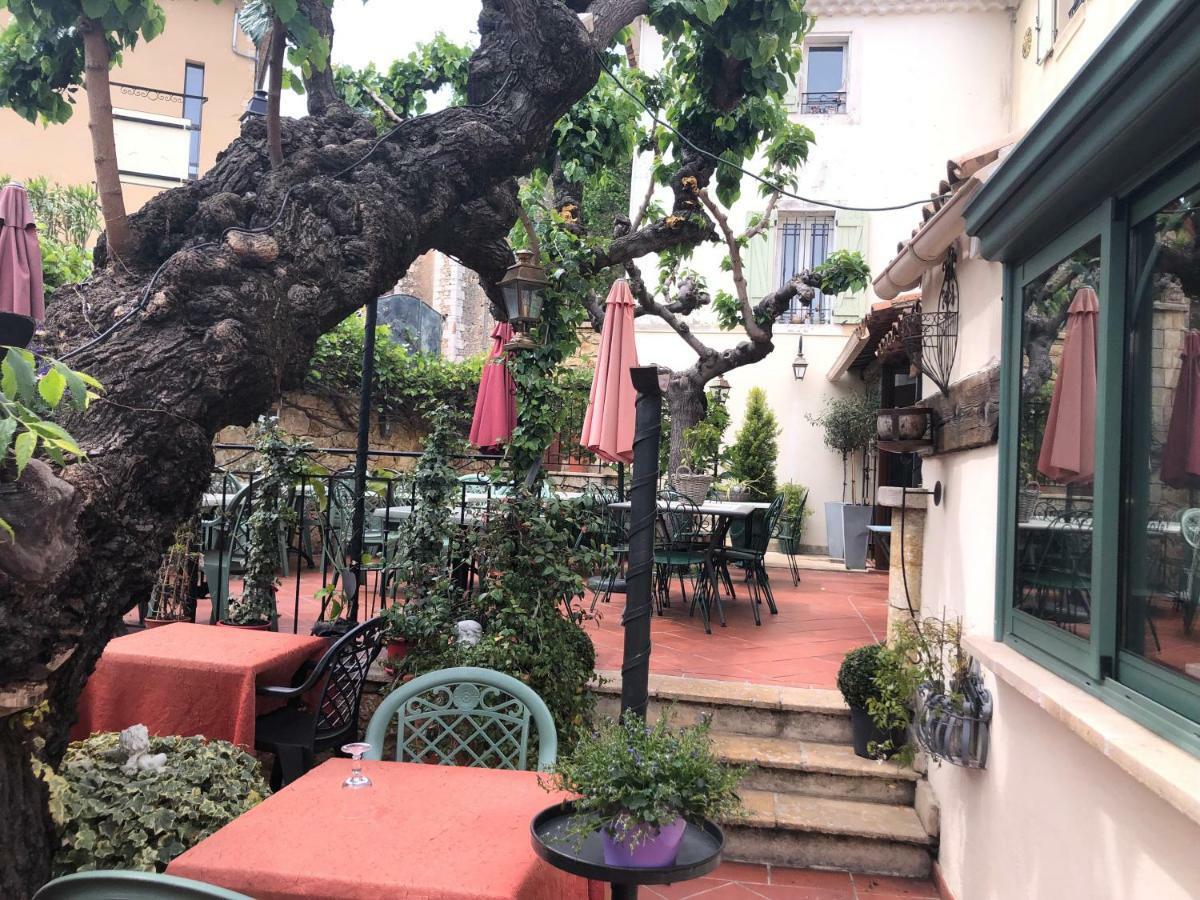 Hotel Le Provencal Aups Exterior foto